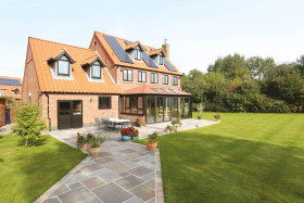 687A1323.jpg